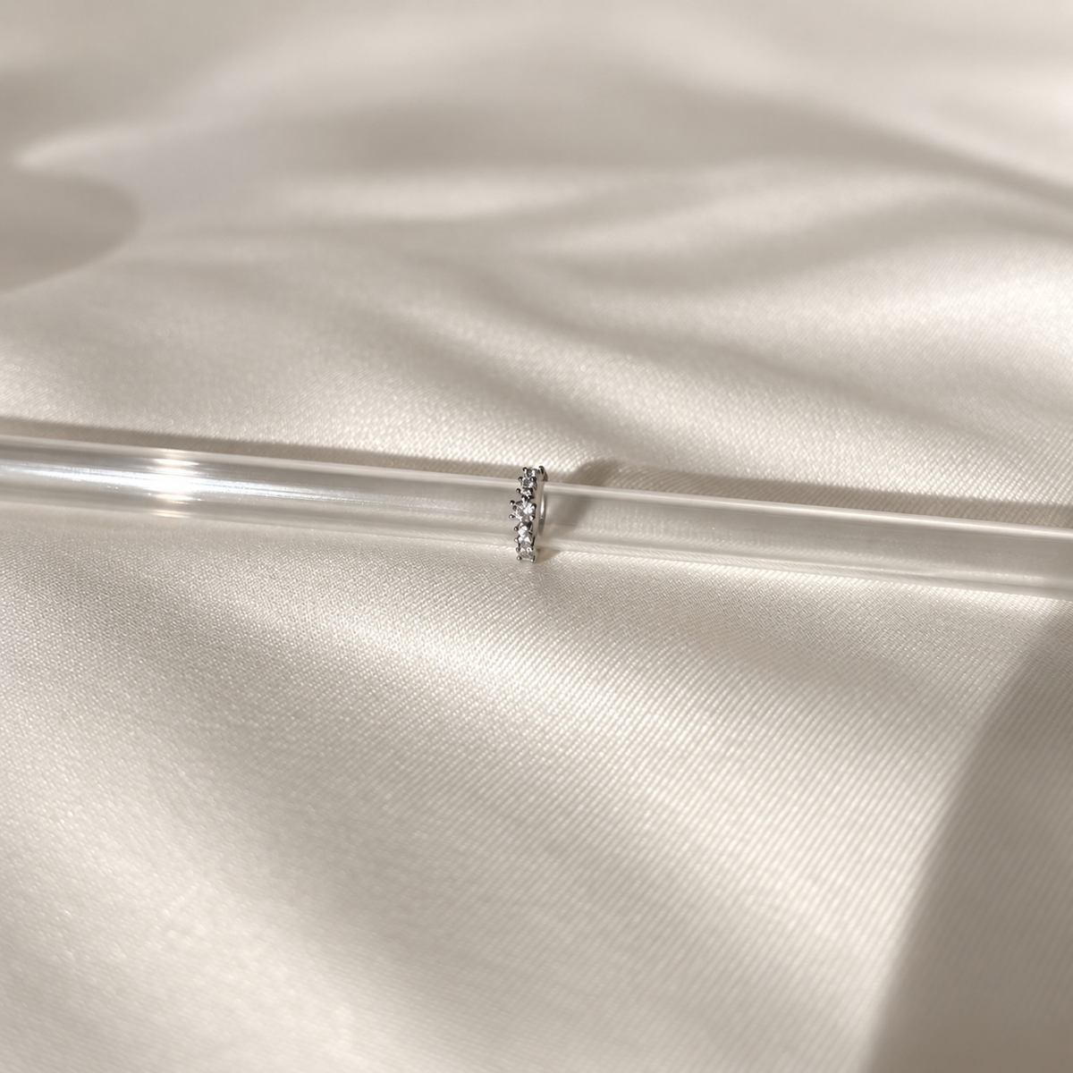 Piercing nez · Gemme