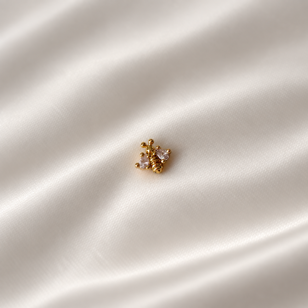 Piercing nez · Maya
