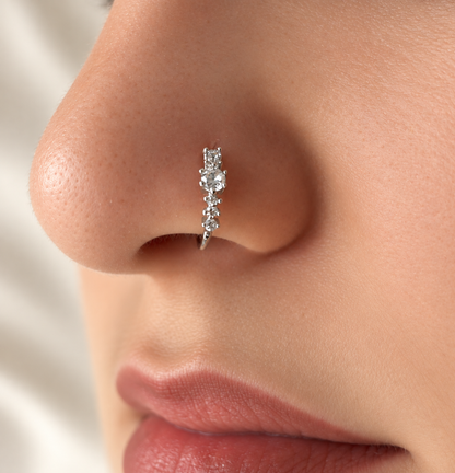 Piercing nez · Gemme