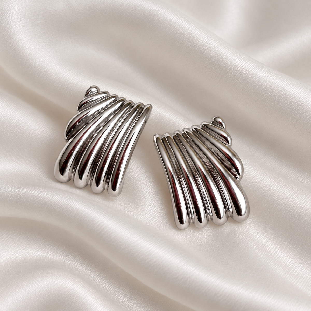 Boucles d'oreilles · Noma