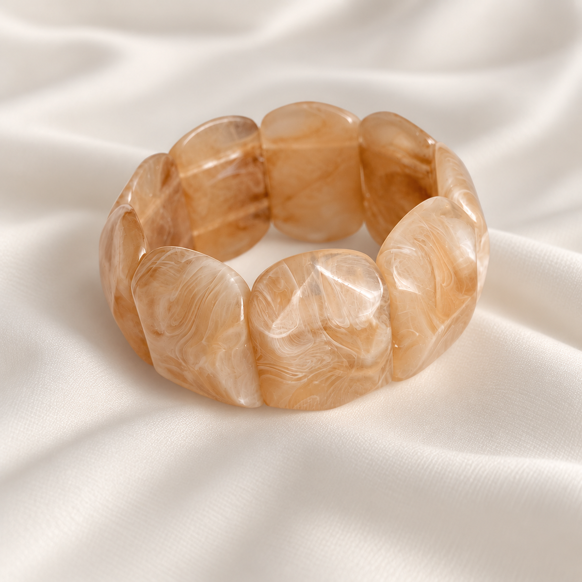 Bracelet · Nacre