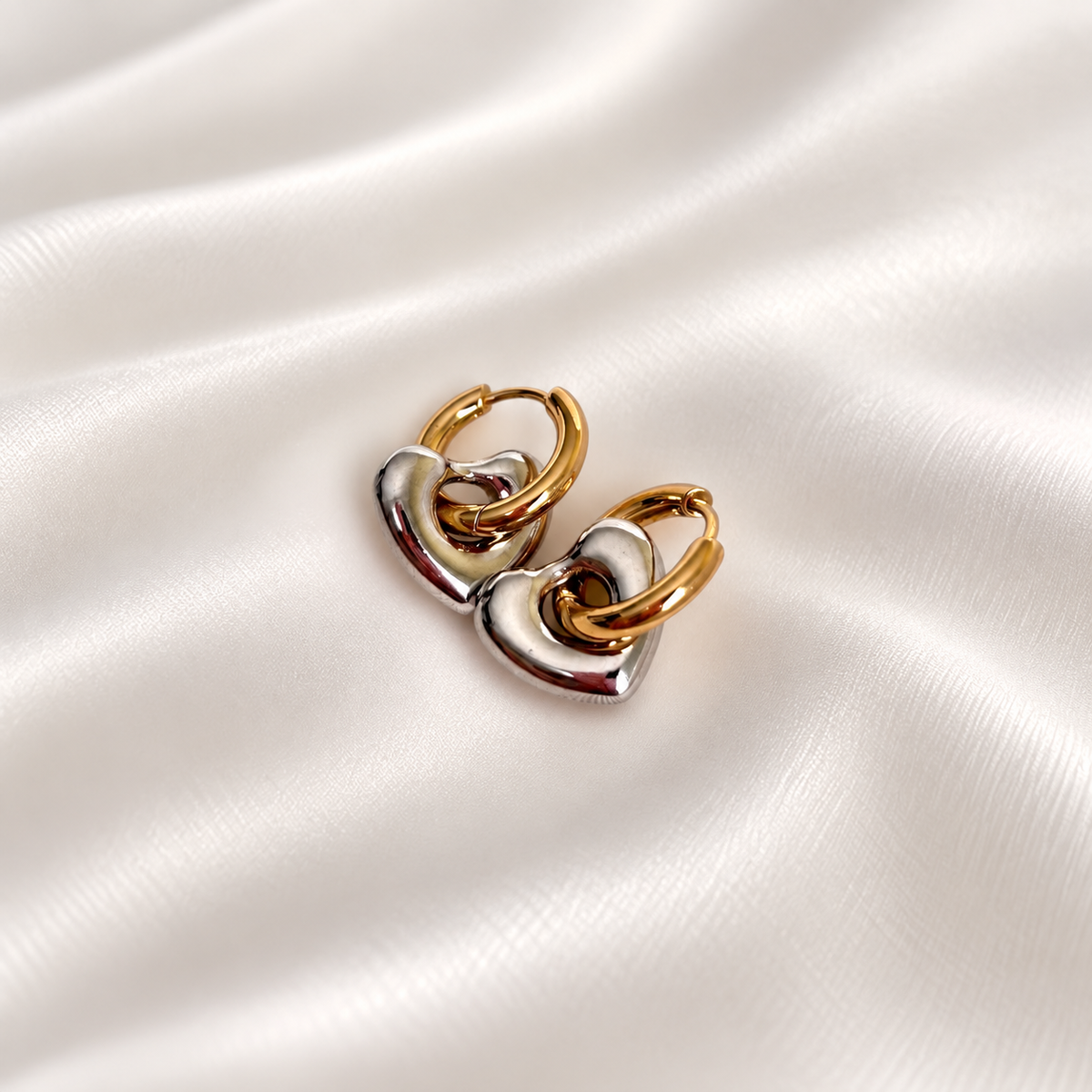 Boucles d'oreilles · Liaison